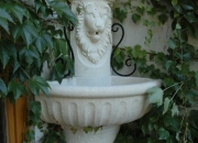 Eckbrunnen Naturstein Bildhauerarbeit, Wandbrunnen Gartenbrunnen