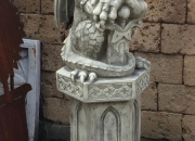 Gargoyle-Waechter-Drache-Steingruss
