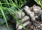 "FAYE", schlafende Elfe,