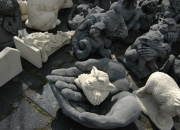 großes Gargoyle treffen im ULRICH GARTEN