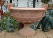 Terracotta Impruneta - Vase - Pflanzvase - Amphore - Winterfest