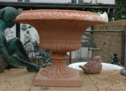 Terracotta Impruneta - Vase - Pflanzvase - Amphore - Winterfest