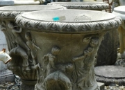 Englischer Antiksteinguss - Amphore - Vase mit Fuß